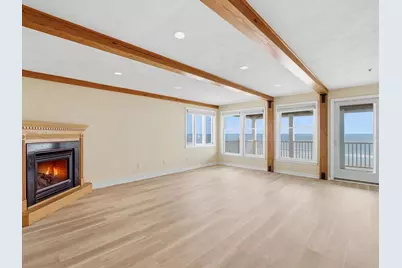178 N End Blvd #F, Salisbury, MA 01952 - Photo 2
