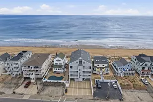 178 North End Blvd, Salisbury, MA 01952 - Photo 1
