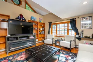 8 Old Fisher Ln, Walpole, MA 02081 - Photo 2