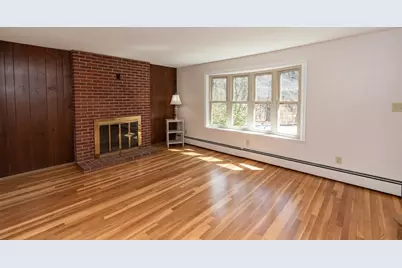 60 Crooked Spring Rd, Chelmsford, MA 01863 - Photo 6