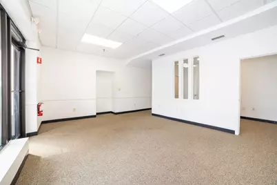 400 Grove Street #6, Worcester, MA 01605 - Photo 4