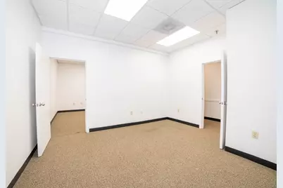 400 Grove Street #6, Worcester, MA 01605 - Photo 12