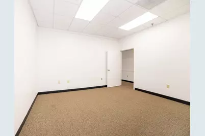 400 Grove Street #6, Worcester, MA 01605 - Photo 10
