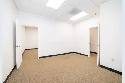 400 Grove Street #6, Worcester, MA 01605 - Photo 12