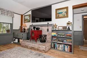 586-A Front St, Marion, MA 02738 - Photo 8