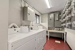 400 Savin Hill Ave, Boston, MA 02125 - Photo 14