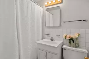 17 Bowdoin St, Boston, MA 02114 - Photo 12