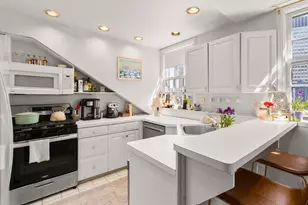 17 Bowdoin St, Boston, MA 02114 - Photo 1