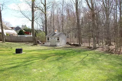 2026 Parker St, Springfield, MA 01128 - Photo 28