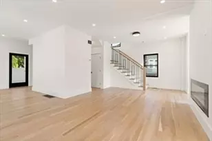 94 Lexington St, Watertown, MA 02472 - Photo 4