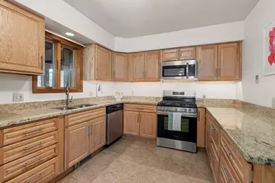 14 Emily Ln, Northampton, MA 01060 - Photo 4