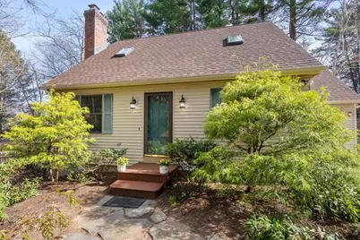 14 Emily Ln, Northampton, MA 01060 - Photo 1