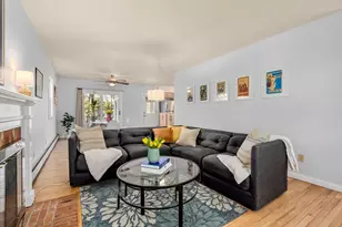 14 Emily Ln, Northampton, MA 01060 - Photo 2