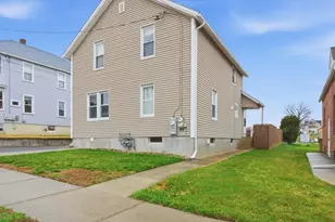 38 Prospect St, Ludlow, MA 01056 - Photo 6