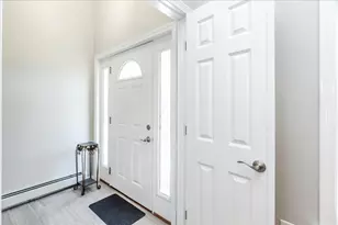 8 Dana Rd, Peabody, MA 01960 - Photo 2