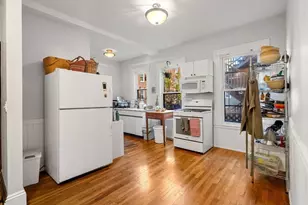 56 School St, Somerville, MA 02143 - Photo 4