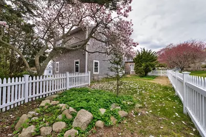 86 Shipyard Ln, Dartmouth, MA 02748 - Photo 10
