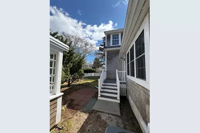 86 Shipyard Ln, Dartmouth, MA 02748 - Photo 14