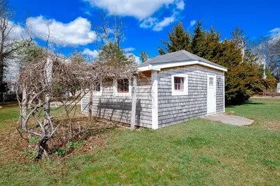 586-B Front Street/Briggs Ter., Marion, MA 02738 - Photo 8