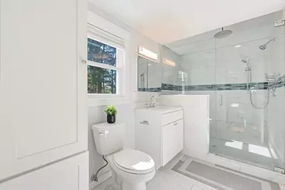 405 Main Street, Lynnfield, MA 01940 - Photo 18