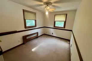 12 Saran Ave, Bedford, MA 01730 - Photo 12