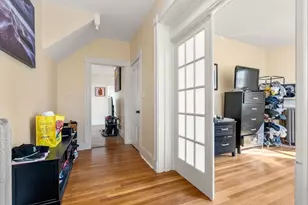 8 Franklin St, Somerville, MA 02145 - Photo 4