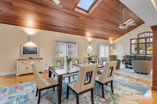 17 Garfield St, Marblehead, MA 01945 - Photo 4