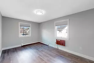 4 Golden Ct, Medford, MA 02155 - Photo 8