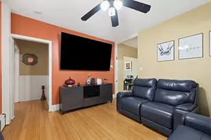 31 Russell St, Fall River, MA 02721 - Photo 4