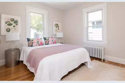 15 Eugenia Rd, Boston, MA 02131 - Photo 18