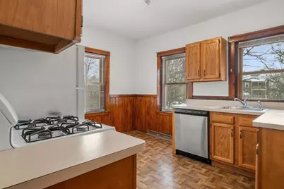370R Grove #REAR, Boston, MA 02132 - Photo 6