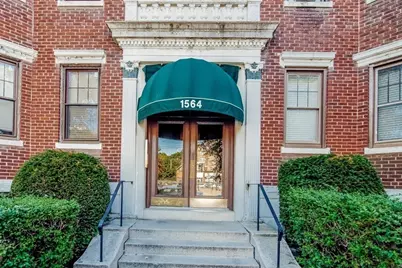 1564 Commonwealth Ave #5, Boston, MA 02135 - Photo 2