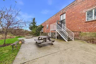 123 Sawyer St, New Bedford, MA 02746 - Photo 22