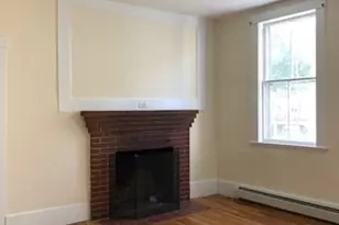 126 Pleasant St, Marblehead, MA 01945 - Photo 6