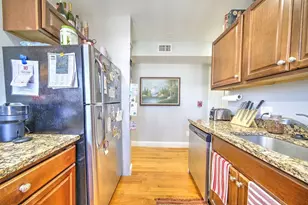 28 Chelsea St, Boston, MA 02128 - Photo 16