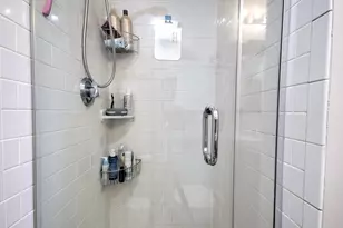 28 Chelsea St, Boston, MA 02128 - Photo 8