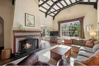 440 Puritan Rd, Swampscott, MA 01907 - Photo 10