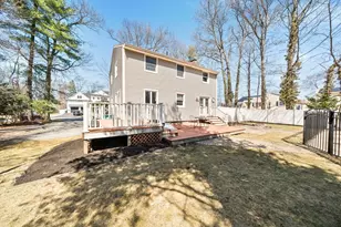 10 Hearthstone Dr, Burlington, MA 01803 - Photo 34