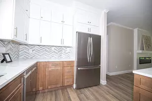 11 Meadowview Ln, Salisbury, MA 01952 - Photo 8