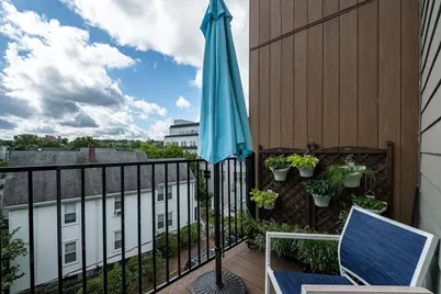 45 Burnett St #303, Boston, MA 02130 - Photo 10