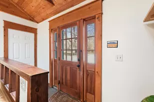 21 Meadowwood Dr, Deerfield, MA 01373 - Photo 4