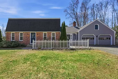 21 Meadow Wood Dr, Deerfield, MA 01373 - Photo 1