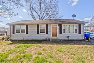 65 Hyde Ave, Springfield, MA 01107 - Photo 1