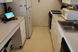 6 Whittier Pl, Boston, MA 02114 - Photo 6