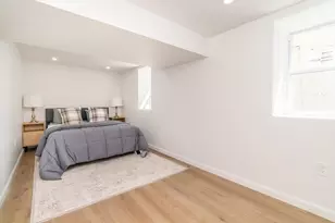 27 Ellison Ave, Boston, MA 02126 - Photo 24