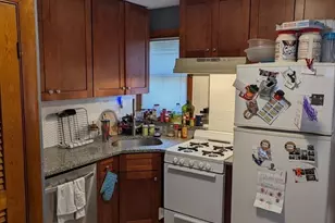 35 Neponset St, Revere, MA 02151 - Photo 2