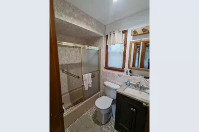 35 Neponset St, Revere, MA 02151 - Photo 18