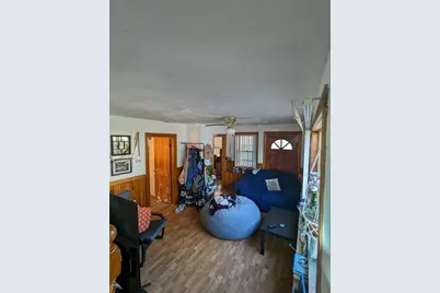 35 Neponset St, Revere, MA 02151 - Photo 12