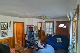 35 Neponset St, Revere, MA 02151 - Photo 12
