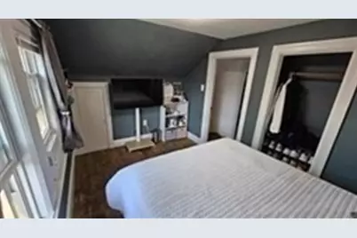 35 Neponset St, Revere, MA 02151 - Photo 8